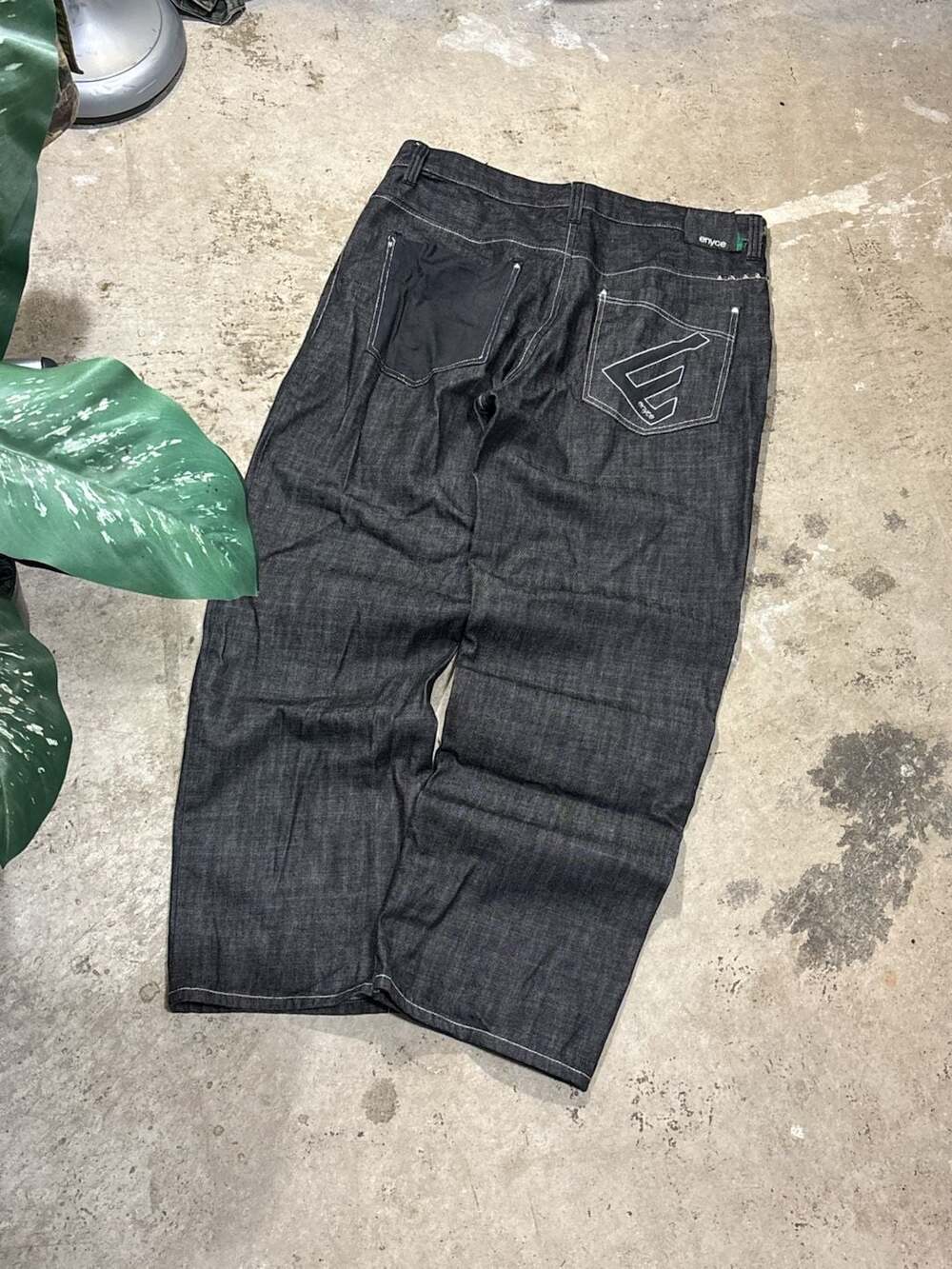 Vintage Enyce Baggy Denim Jean Shorts with Stud Embellishments Size 38
